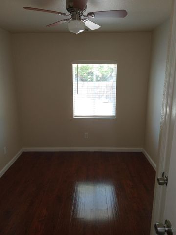 2612 Sierra St, Riverbank, CA 95367