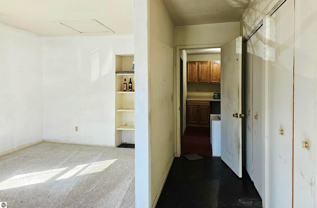 6707 N Lumberjack Road, Riverdale, MI 48877