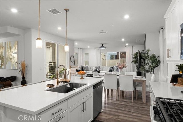 352 Alice, Rialto, CA 92376