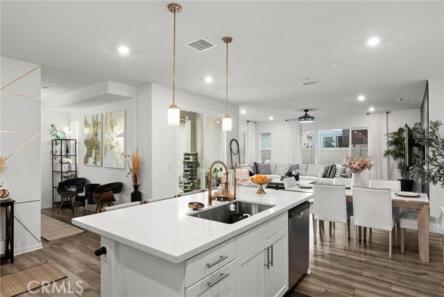 352 Alice, Rialto, CA 92376