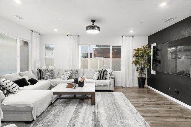 352 Alice, Rialto, CA 92376