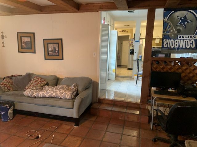 502 Grant Pl, Corpus Christi, TX 78411