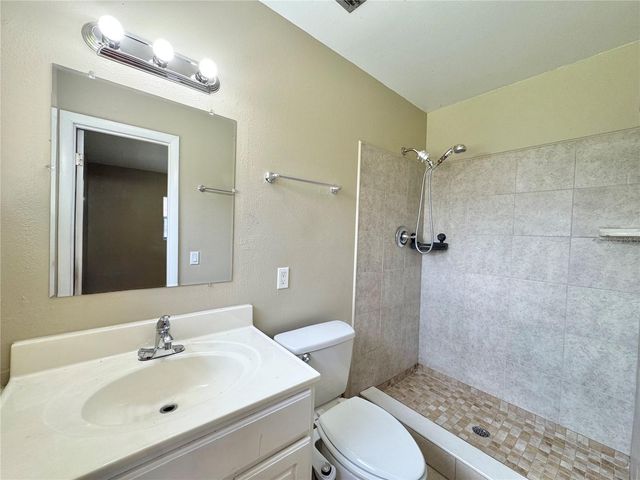506 THOMAS AVENUE, Winter Haven, FL 33880
