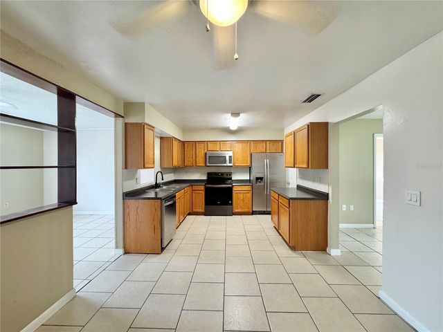 506 THOMAS AVENUE, Winter Haven, FL 33880