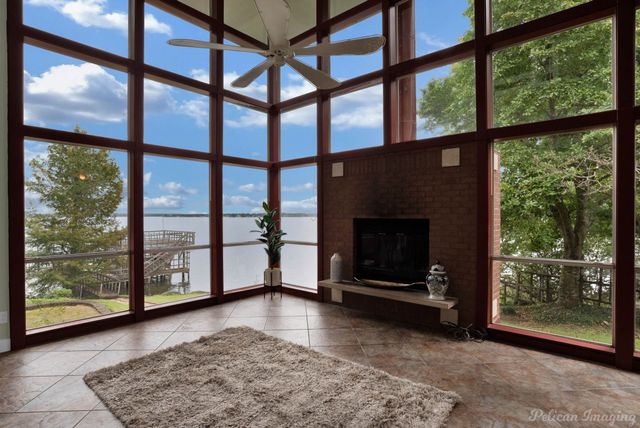 6144 S Lakeshore Drive, Shreveport, LA 71119