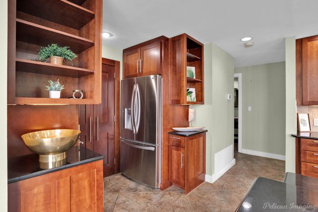 6144 S Lakeshore Drive, Shreveport, LA 71119