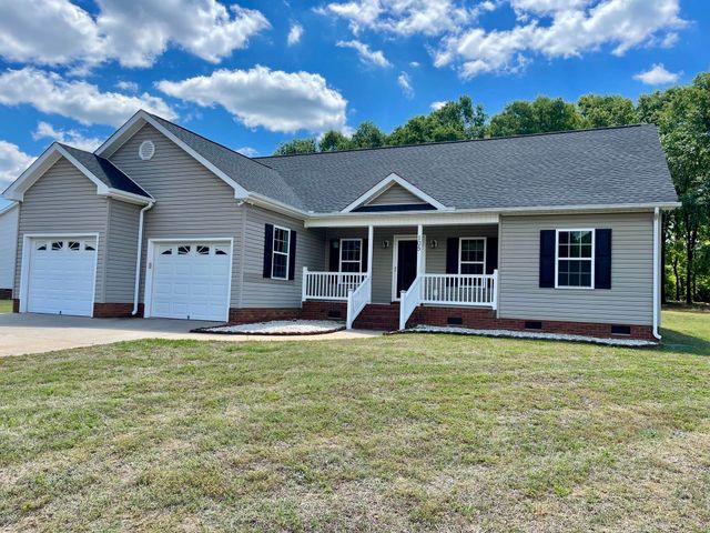 105 Falcon Lane, Chesnee, SC 29323