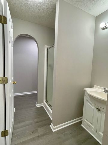 105 Falcon Lane, Chesnee, SC 29323