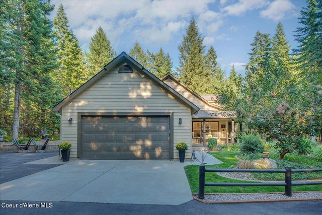 24136 N McKenzie DR, Rathdrum, ID 83858