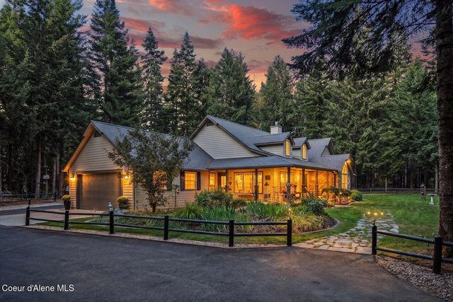 24136 N McKenzie DR, Rathdrum, ID 83858