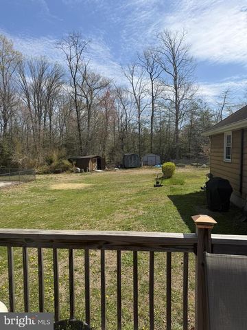 96 OAKLAND DR, Pittsgrove, NJ 08318