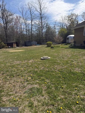 96 OAKLAND DR, Pittsgrove, NJ 08318