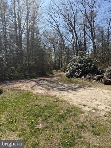 96 OAKLAND DR, Pittsgrove, NJ 08318