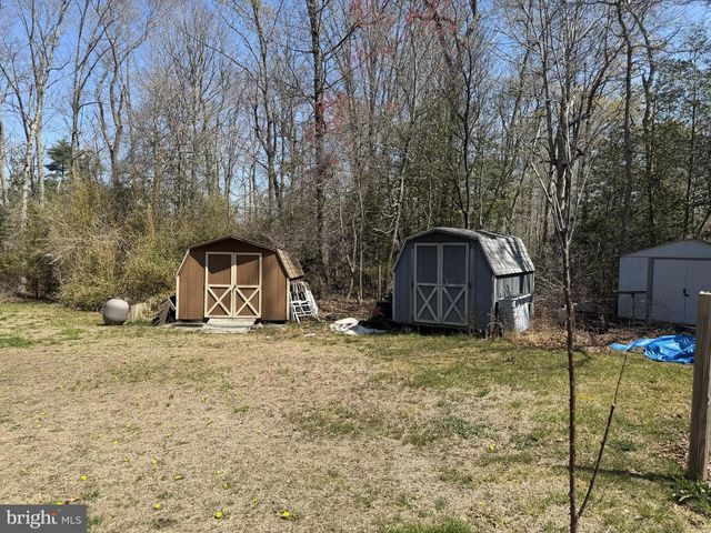 96 OAKLAND DR, Pittsgrove, NJ 08318