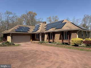 96 OAKLAND DR, Pittsgrove, NJ 08318