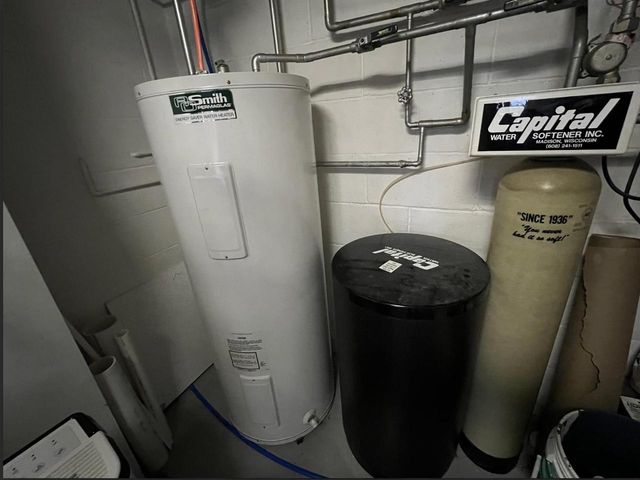 239 E 7th Street, Richland Center, WI 53581