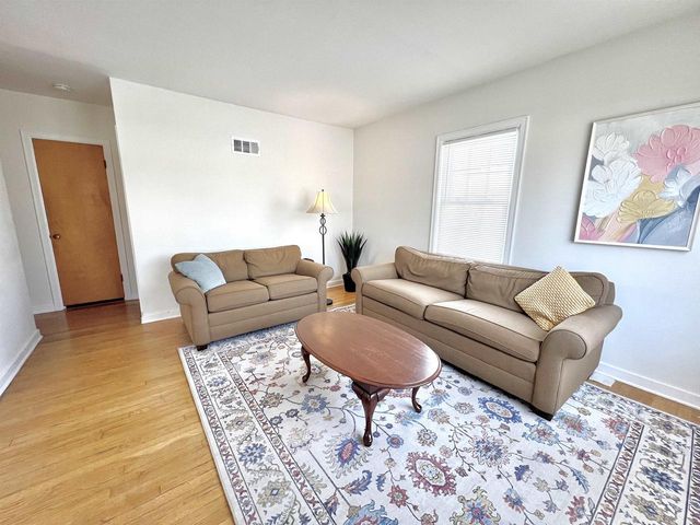 239 E 7th Street, Richland Center, WI 53581