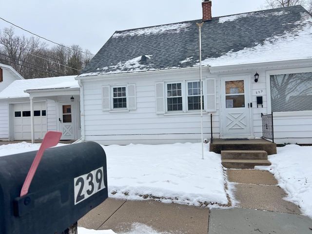 239 E 7th Street, Richland Center, WI 53581