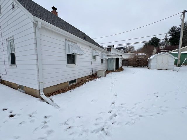 239 E 7th Street, Richland Center, WI 53581