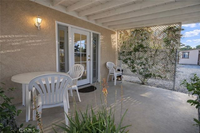 7914 Victor Avenue, Hesperia, CA 92345