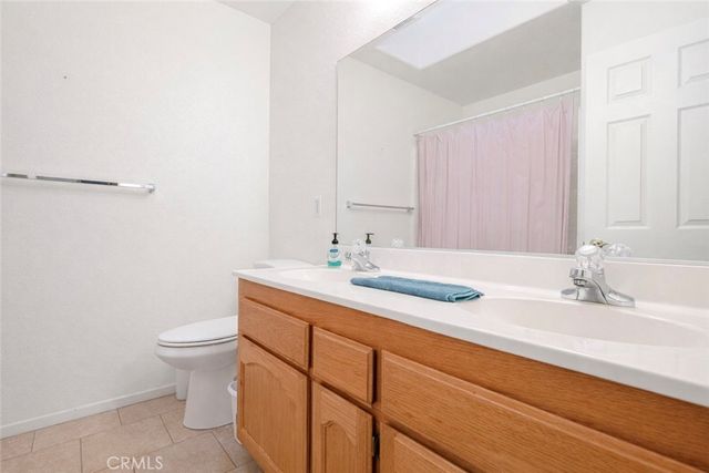 7914 Victor Avenue, Hesperia, CA 92345