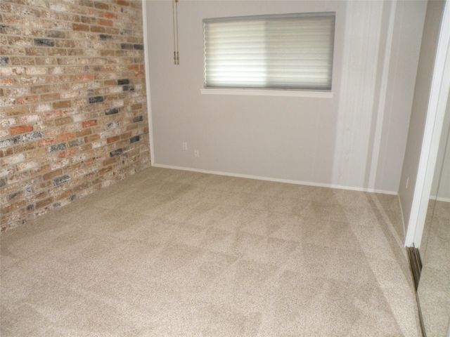 4046 Laura Leigh Drive, Friendswood, TX 77546
