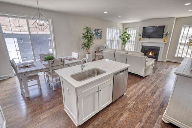 3267 MISSION HILL RD, Mechanicsburg, PA 17055