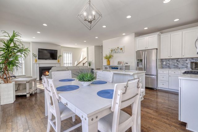 3267 MISSION HILL RD, Mechanicsburg, PA 17055