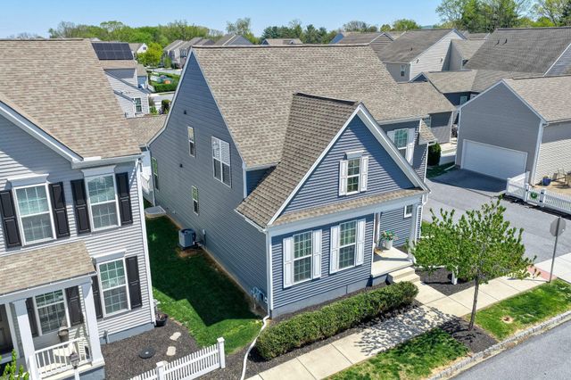 3267 MISSION HILL RD, Mechanicsburg, PA 17055