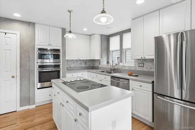 9601 E Caley Circle, Englewood, CO 80111