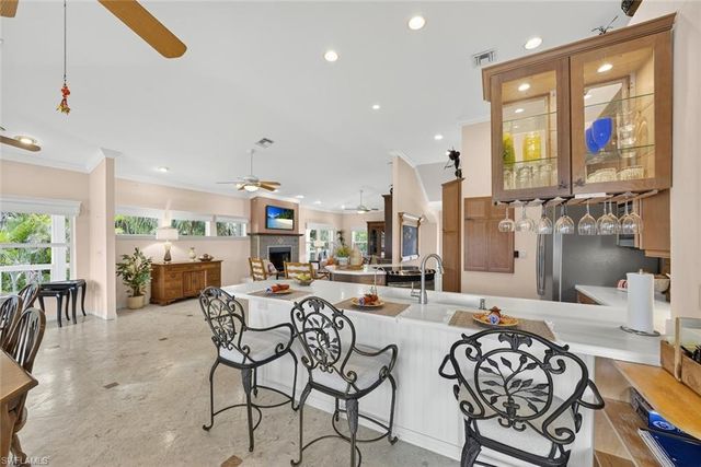 6120 Henderson RD, Sanibel, FL 33957