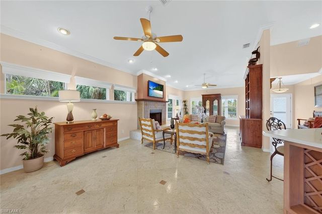 6120 Henderson RD, Sanibel, FL 33957