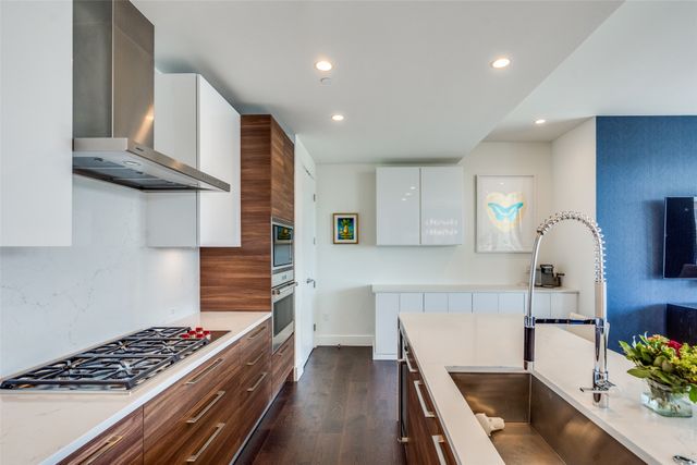 7901 Windrose Avenue 504, Plano, TX 75024