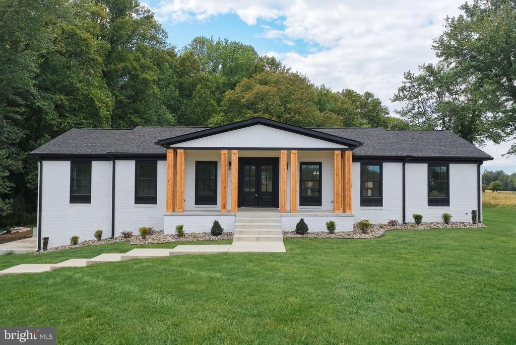 4705 BRYANTOWN RD, Waldorf, MD 20601