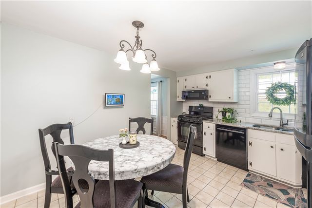 931 Cork Drive, Bethel Park, PA 15102
