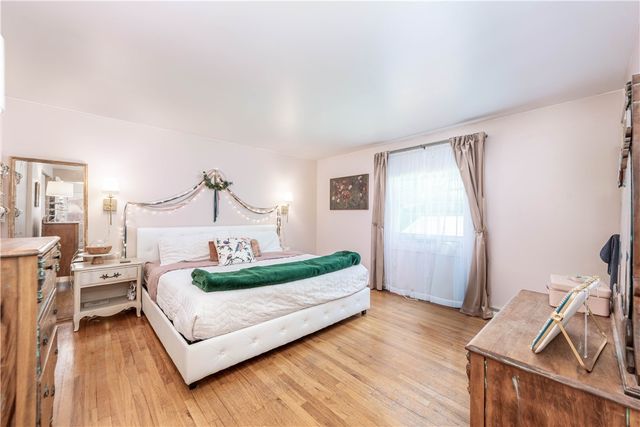 931 Cork Drive, Bethel Park, PA 15102