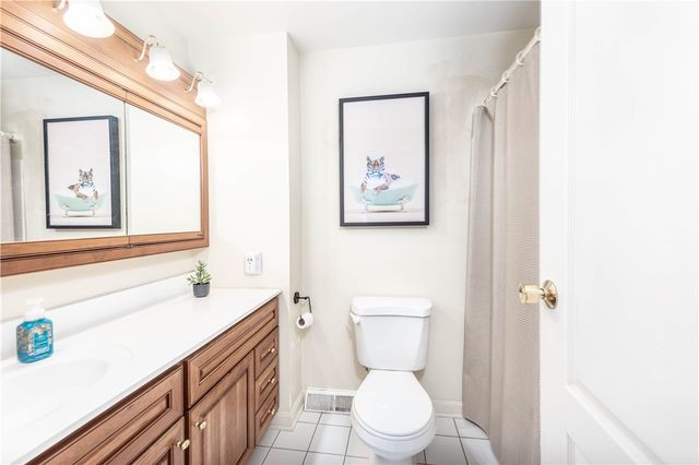 931 Cork Drive, Bethel Park, PA 15102