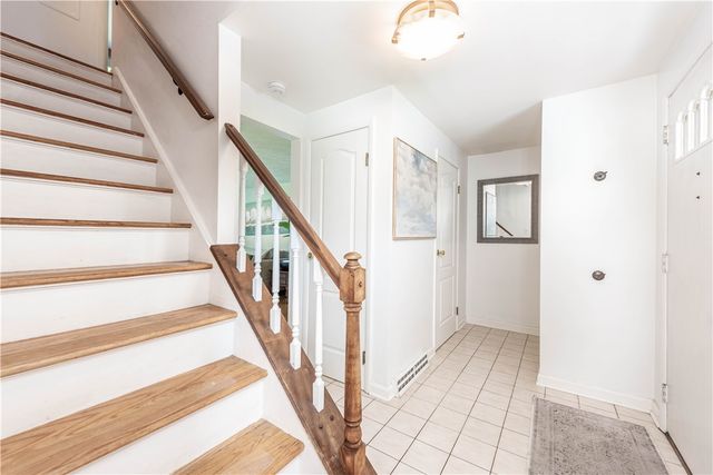 931 Cork Drive, Bethel Park, PA 15102