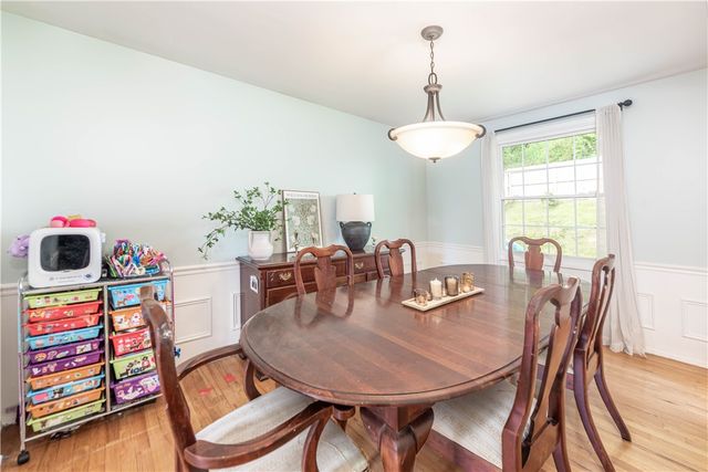 931 Cork Drive, Bethel Park, PA 15102