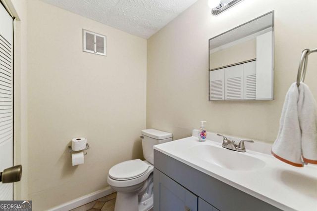 1448 Pine Log Road NE B, Conyers, GA 30012