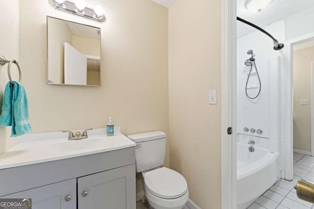 1448 Pine Log Road NE B, Conyers, GA 30012