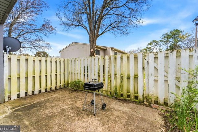 1448 Pine Log Road NE B, Conyers, GA 30012