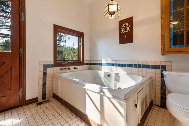 20309 Oak Dr, Pioneer, CA 95666