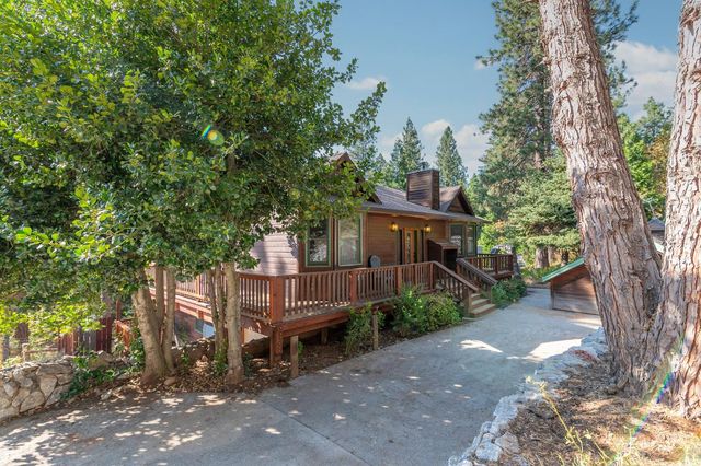 20309 Oak Dr, Pioneer, CA 95666