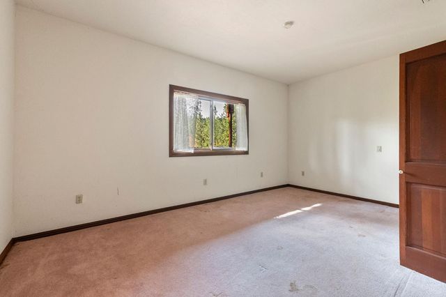 20309 Oak Dr, Pioneer, CA 95666