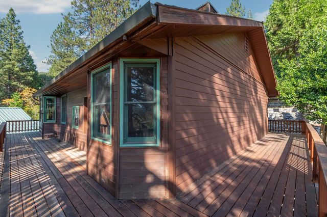 20309 Oak Dr, Pioneer, CA 95666