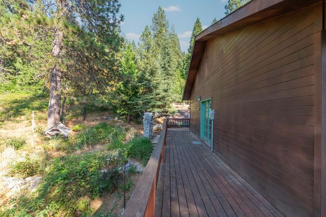 20309 Oak Dr, Pioneer, CA 95666