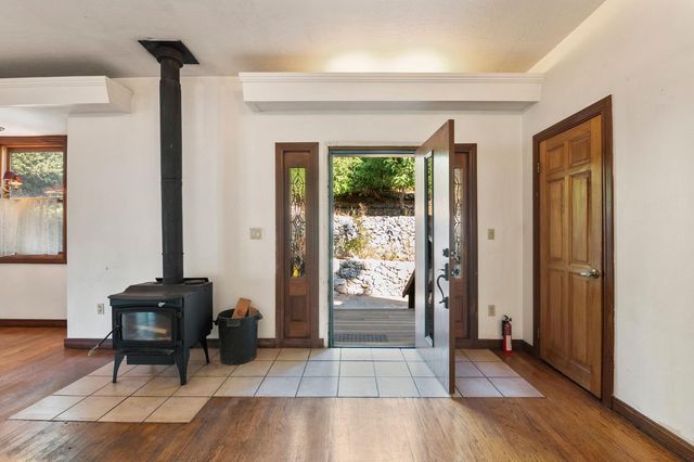 20309 Oak Dr, Pioneer, CA 95666