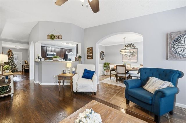 123 Diamond Ridge Avenue, Canton, GA 30114