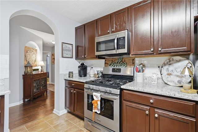 123 Diamond Ridge Avenue, Canton, GA 30114